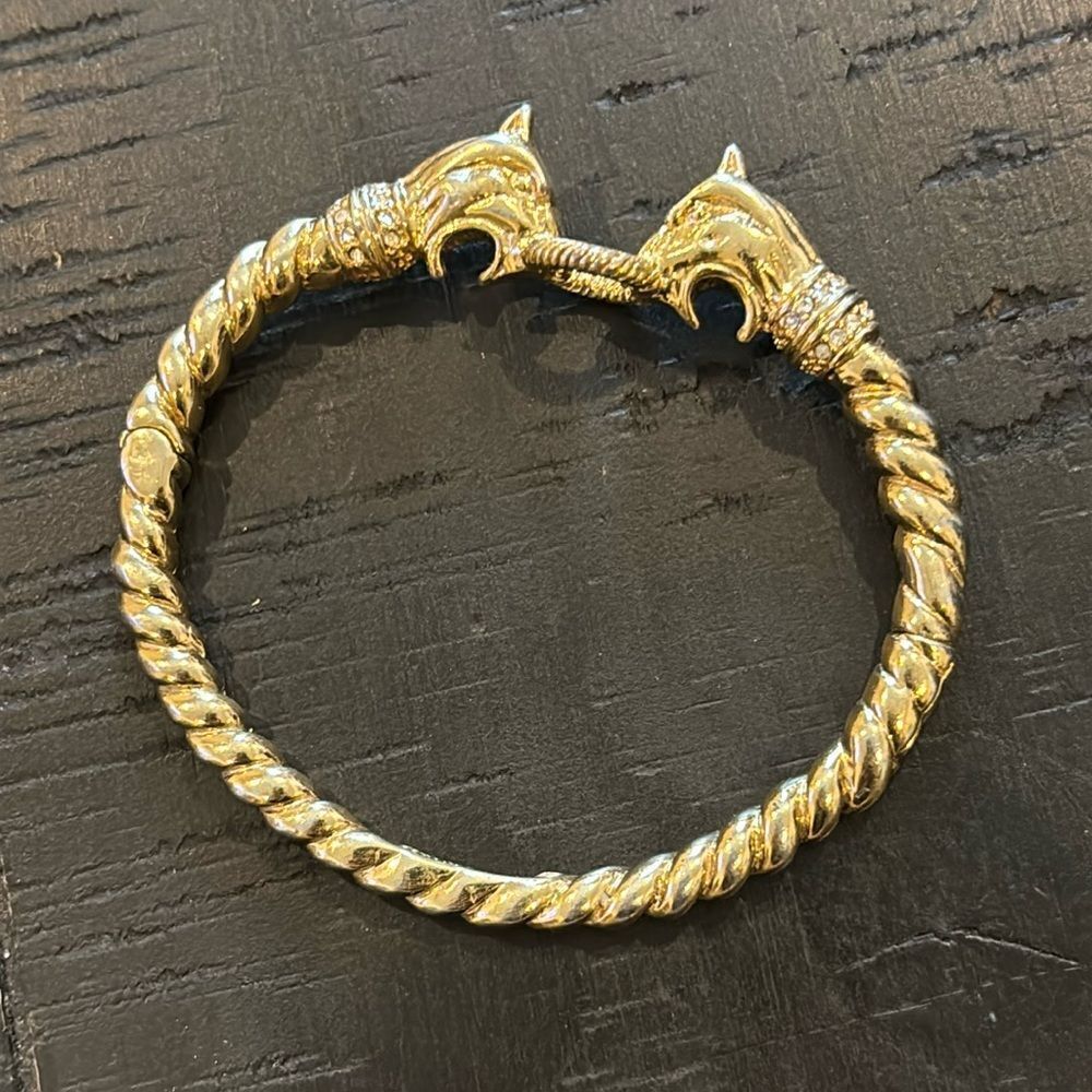 Stella & Dot Gold Tone Panther Jaguar Big Cat Rhinestone Hinged Bangle Bracelet​